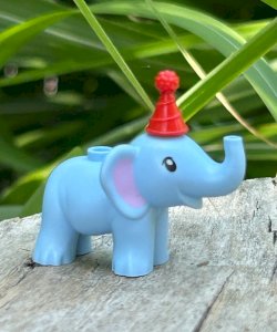 Lego Friends elephant piece/accessory