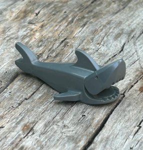 Lego shark piece/accessory