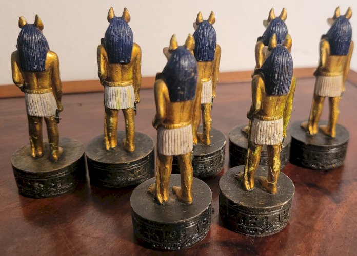 Pièces d'échec égyptologie probablement début XXème.