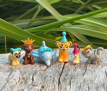 Lego animal parts/accessories