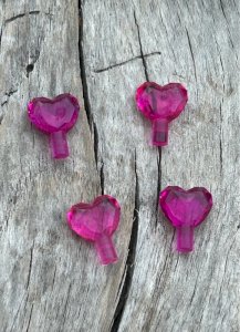 Lego pieces/accessories pink hearts