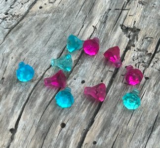 Lego pieces/accessories pink and blue diamonds