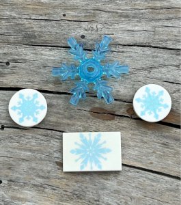 Lego snowflake pieces/accessories