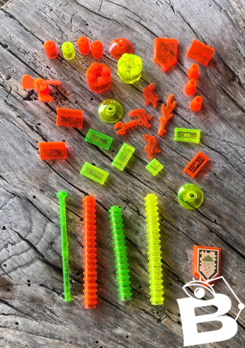 Pièces/accessoires Lego fluorescents