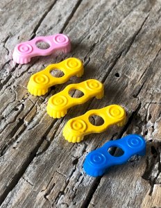 Multicolored Lego pieces/accessories