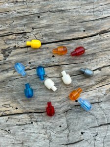 Multicolored Lego pieces/accessories