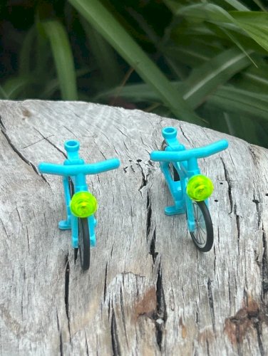 Pièces/accessoires Lego vélos bleus