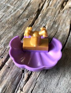 Lego pieces/accessories