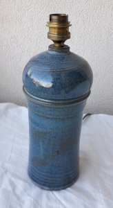 Pied de lampe bleu