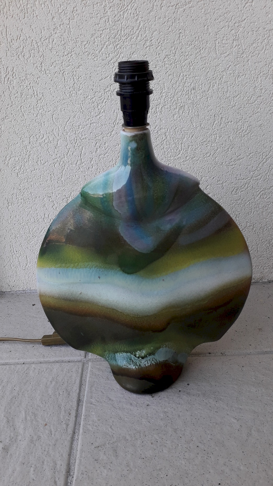 Pied De Lampe En Céramique Blanc Cassé – Style Raku, Affleurant Urban Habitat
