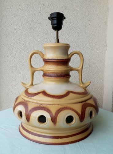 Pied de lampe de sol