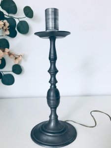 Pied de lampe en étain