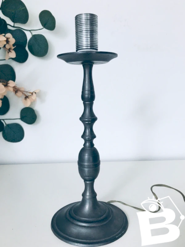 Pied de lampe en étain