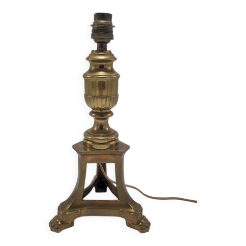 Pied de lampe en laiton à pattes de lion