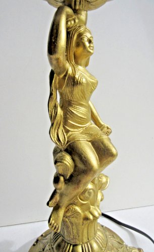Pied de lampe régule doré, pêcheuse tenant la lumière sur la tête, Napoléon III