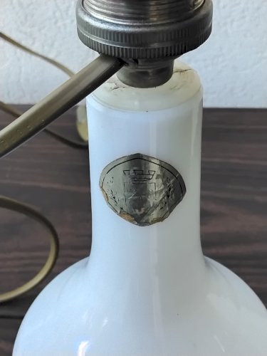 Pied de lampe vintage en opaline