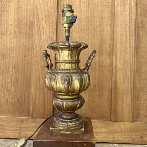 Pied de lampe
