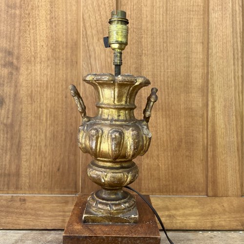 Pied de lampe