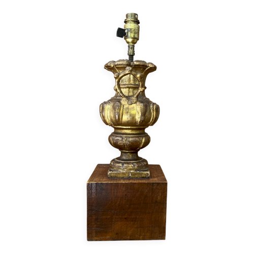 Pied de lampe