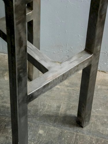 Pierre, la paire de tabourets de bar en métal N°17