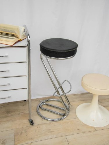 Pierre, le tabouret de bar chrome et cuir N°34
