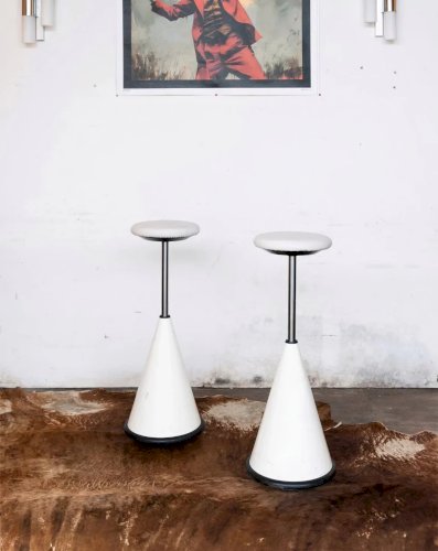 Pierre, le tabouret de bar culbuto N°9