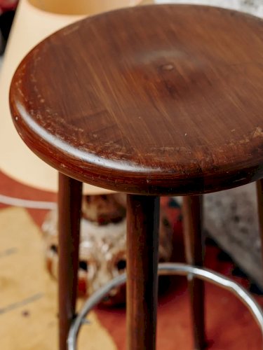 Pierre, le tabouret de bar en bois N°6