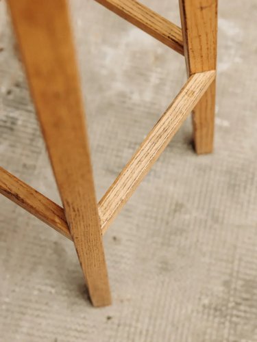 Pierre, le tabouret de bar en frêne N°3