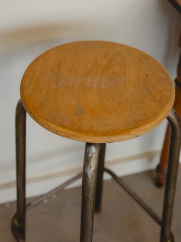 Pierre, le tabouret de bar en métal et bois N°36
