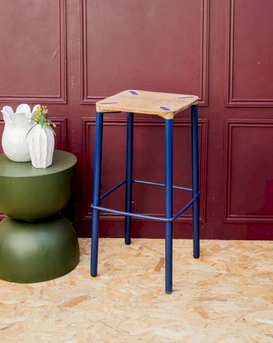 Pierre, le tabouret de bar en métal N°1