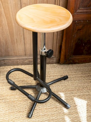 Pierre, le tabouret de bar en métal N°5