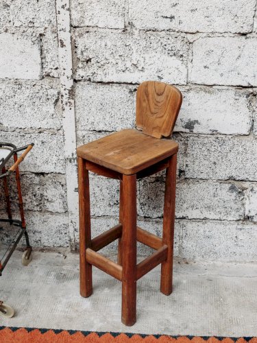 Pierre, le tabouret de bar N°20