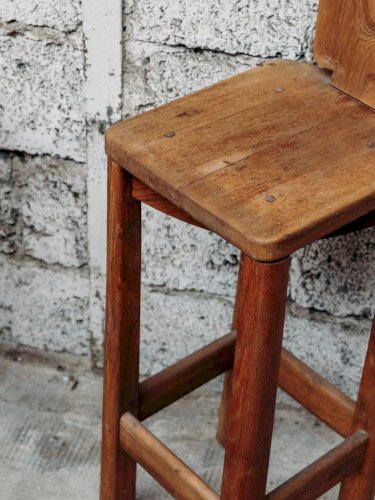 Pierre, le tabouret de bar N°20