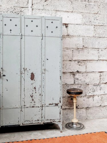 Pierre, le tabouret haut en cuir N°11