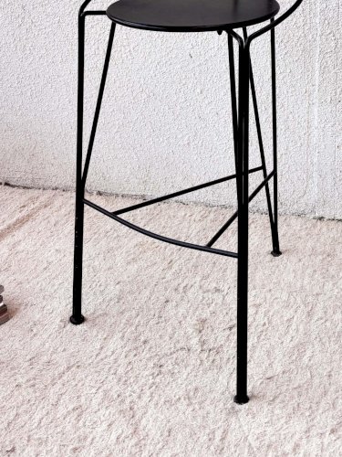 Pierre, le tabouret haut en métal N°19