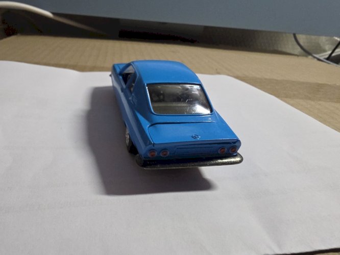 Pilen Opel Manta - 1.43e