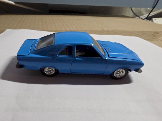 Pilen Opel Manta - 1.43e