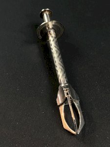 Pince à glaçons et / ou à sucre métal argenté à décor guilloché, système "crabe"