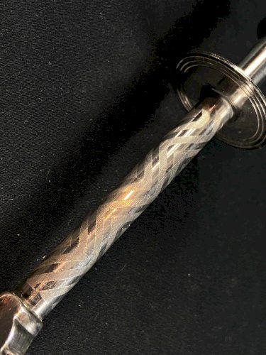 Pince à glaçons et / ou à sucre métal argenté à décor guilloché, système "crabe"