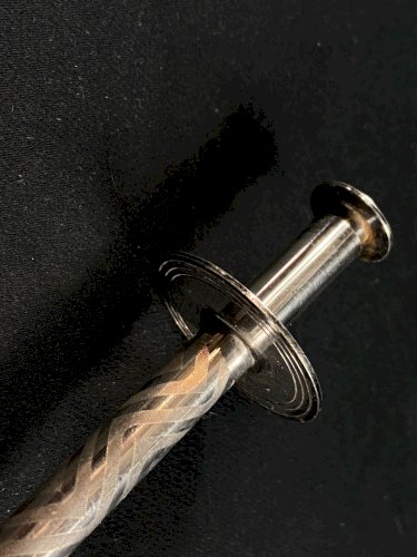 Pince à glaçons et / ou à sucre métal argenté à décor guilloché, système "crabe"