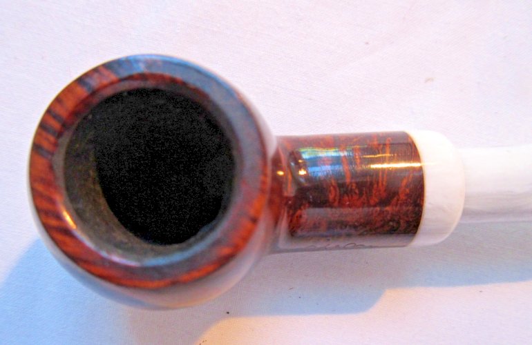 Pipe de St Claude signée CHACOM Turbo CC, en bois de bruyère et os blanc, N°919