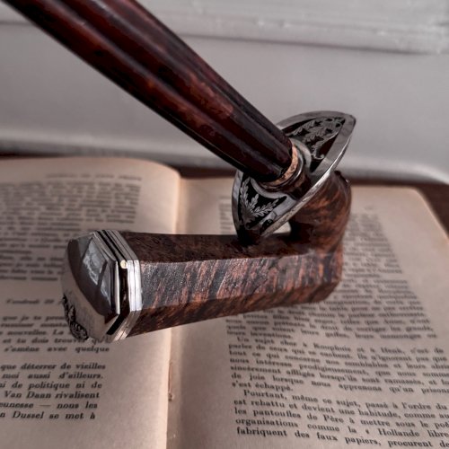 Pipe XIXe en thuya et argent M3713