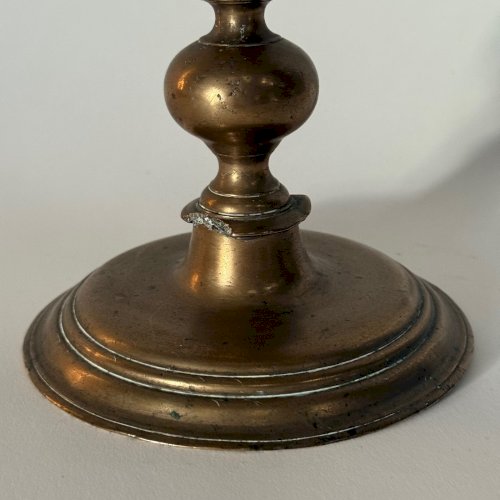 Pique-cierge bougeoir en bronze doré XVIe L9323