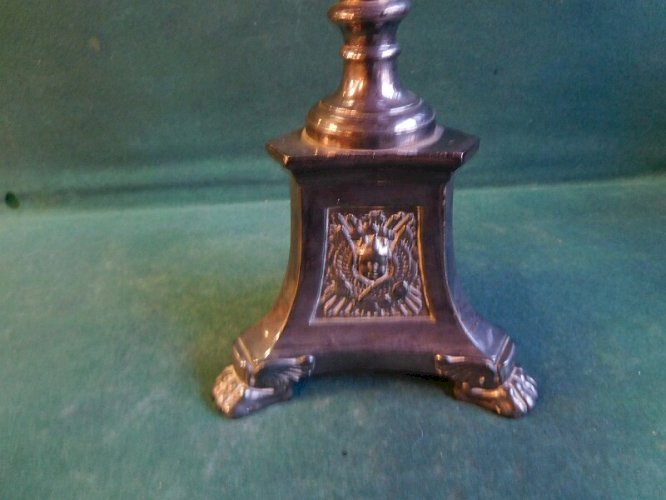 PIQUE CIERGE MONTE EN LAMPE BOUGEOIR EN METAL ARGENTE RELIGIEUX N°4