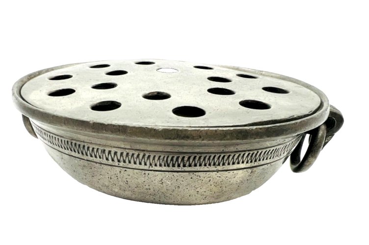 Pique-fleurs en étain Étienne Sergent – XVIIIe