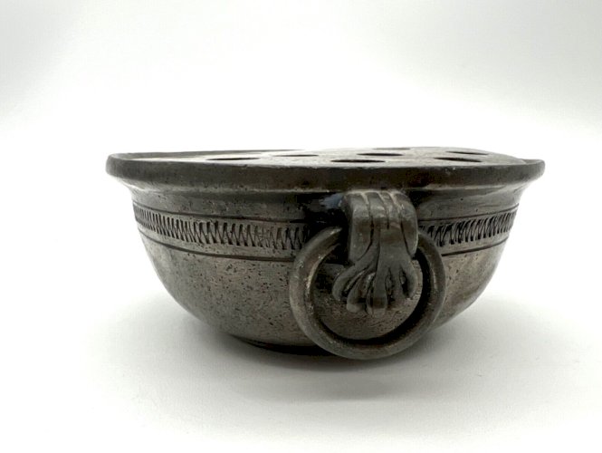 Pique-fleurs en étain Étienne Sergent – XVIIIe