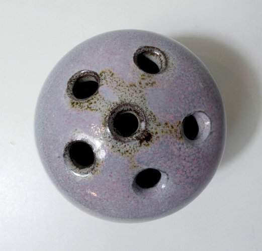 pique fleurs en grès design vintage vase boule signé