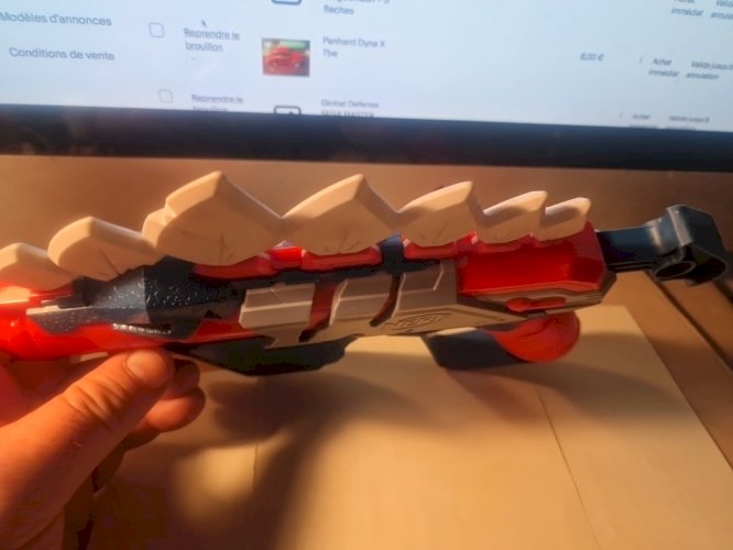 Pistolet Nerf Dinosquad - stegosmash + 5 fleches