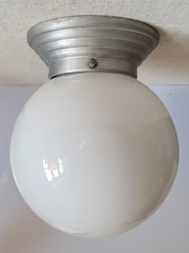 Plafonnier Boule en verre opalin