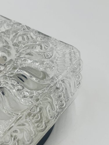 Plafonnier carré en verre moulé avec relief